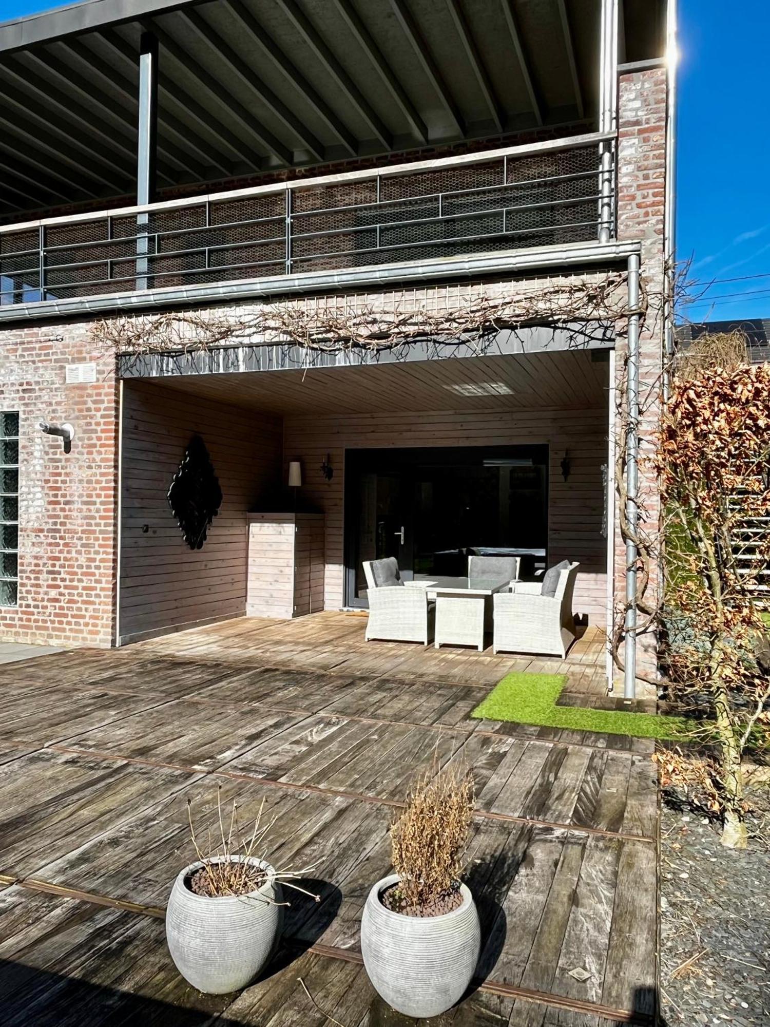 Apartmán Chez Mailis Rhisnes Exteriér fotografie